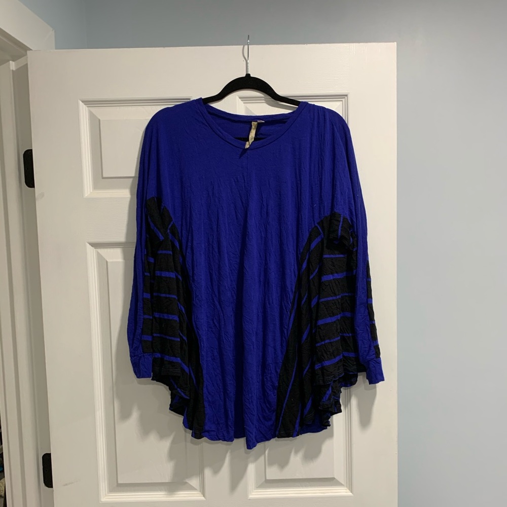 Comfy USA long sleeve top